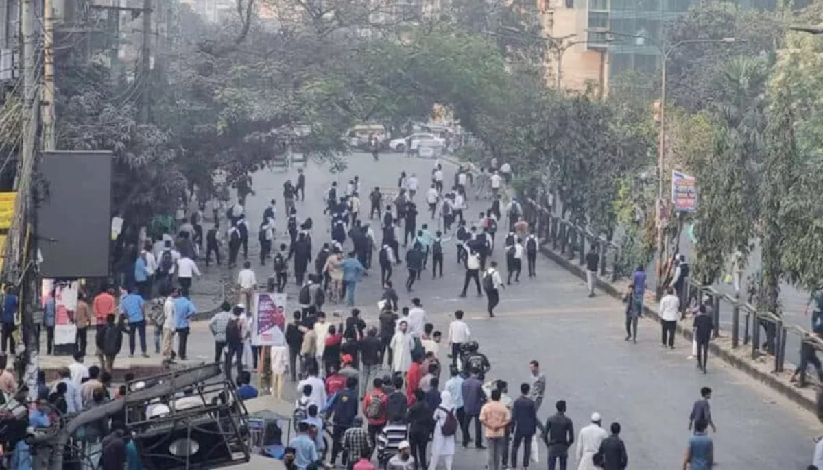 ঢাকা কলেজ-সিটি কলেজ: কীসের আশায়, কীসের নেশায় ‘দ্বন্দ্বে’ জড়ায় তারা!